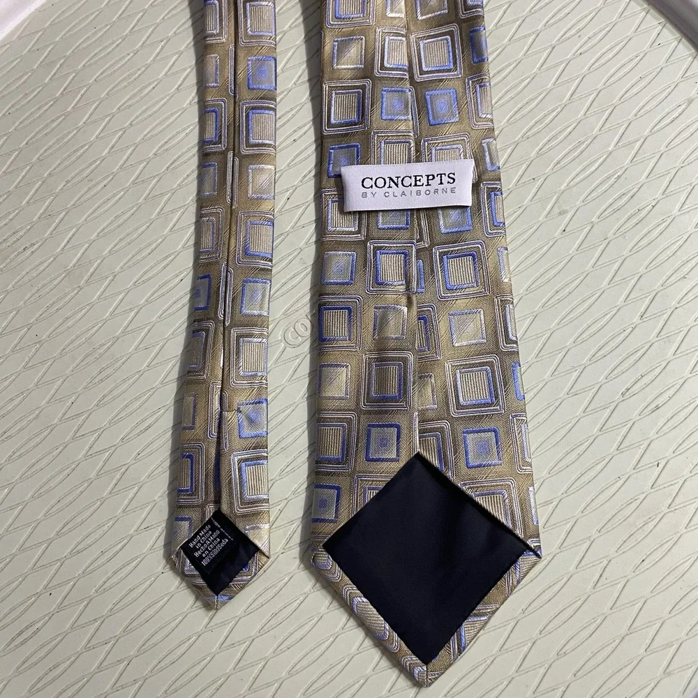 Claiborne‎ Concepts Tie Tan/Gold/Blue diamond Geometric Silk Necktie 59